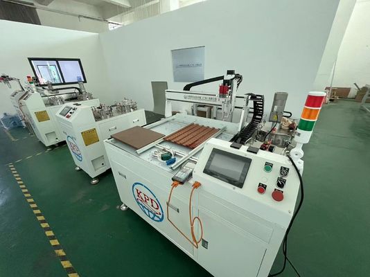 3D 레이블 스티커 생산에 돔 응용 에록시 樹脂 기계